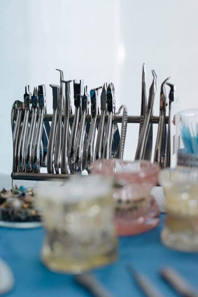 Instrumental quirúrgico dental